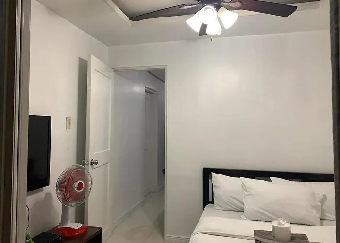 Birch Tower A8 Front Of Robinson Mla Bayfree Pool Manila