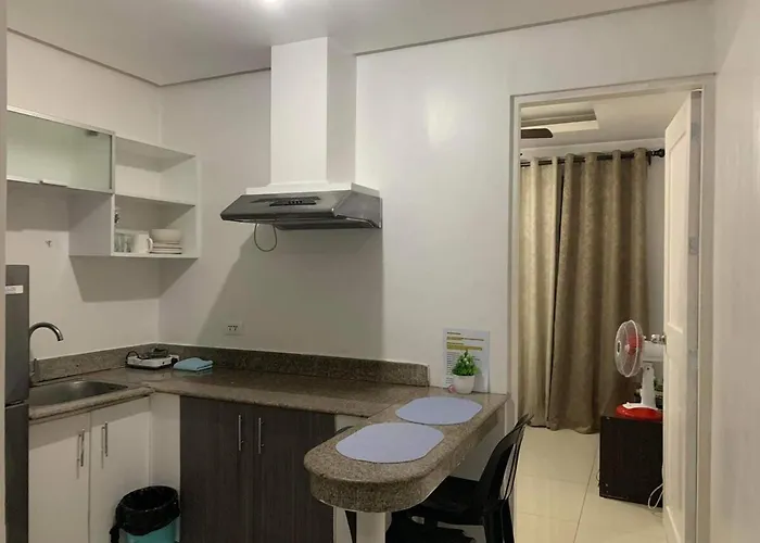 Birch Tower A8 Front Of Robinson Mla Bayfree Pool Apartamento Manila