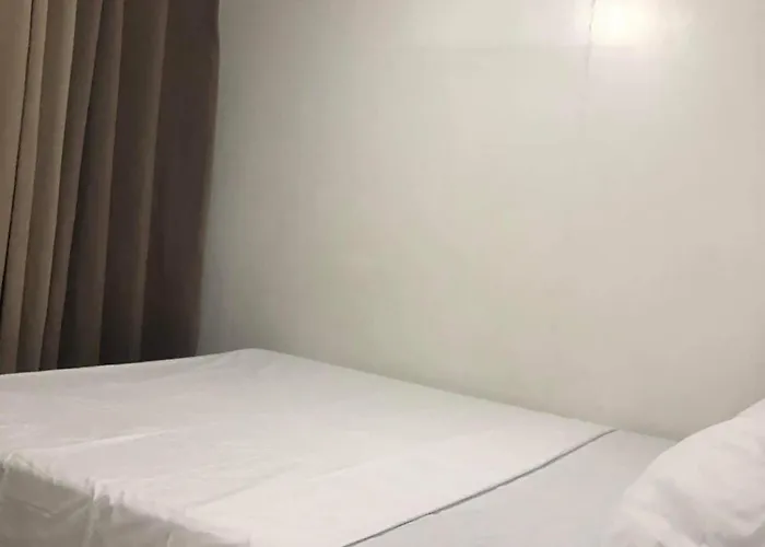 Apartamento Birch Tower A8 Front Of Robinson Mla Bayfree Pool Manila